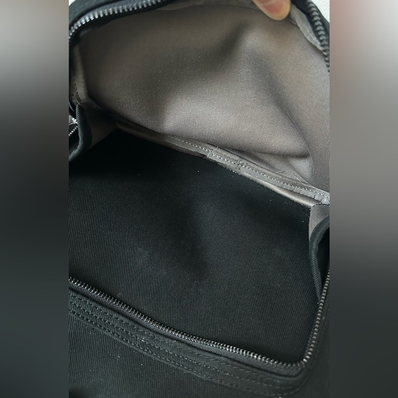 Everlane Modern Canvas Snap Backpack - Picture 5 of 7